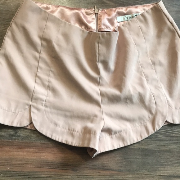 Faux suede shorts - Picture 3 of 4